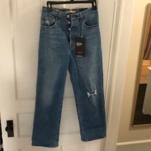 Levi Rib age Straight Ankle Jeans